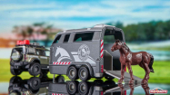 Majorette Grand Series Land Rover con rimorchio per cavalli