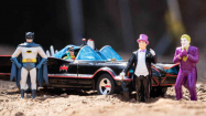 Jada Toys - Batman 1966 Classic Batmobile deluxe in scala 1:24 Jada Toys - Batman 1966 Classic Batmobile deluxe in scala 1:24
